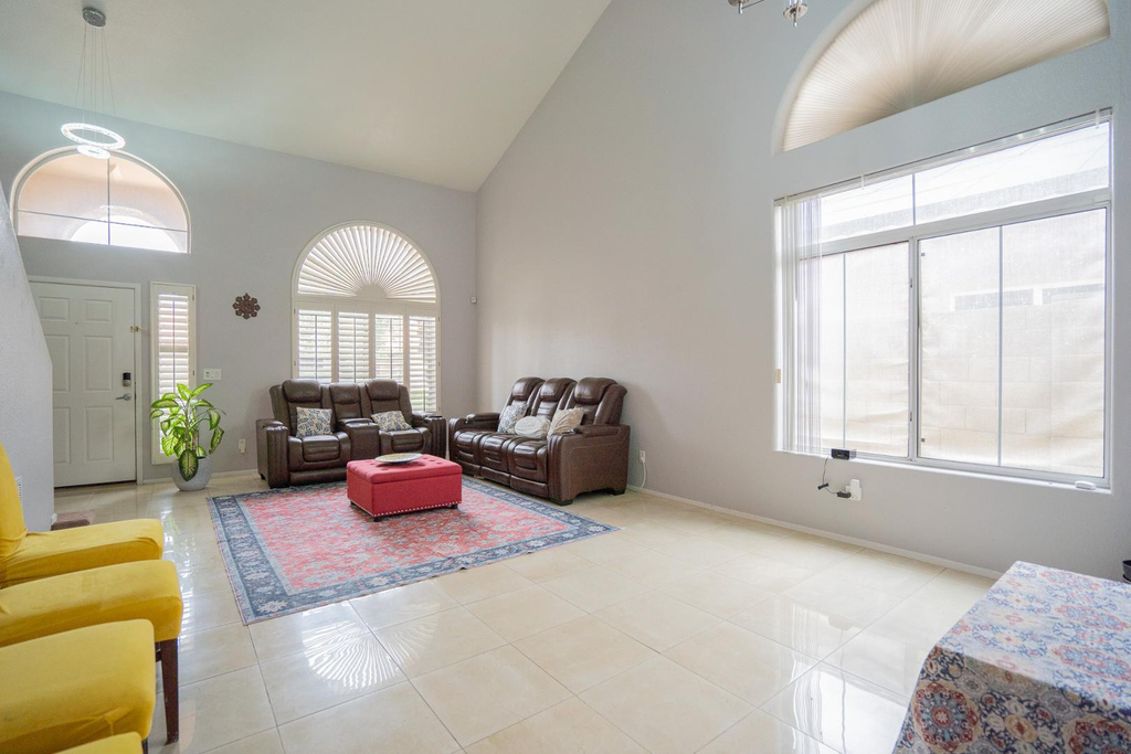 4613 E Desert Cactus Street - Photo 4