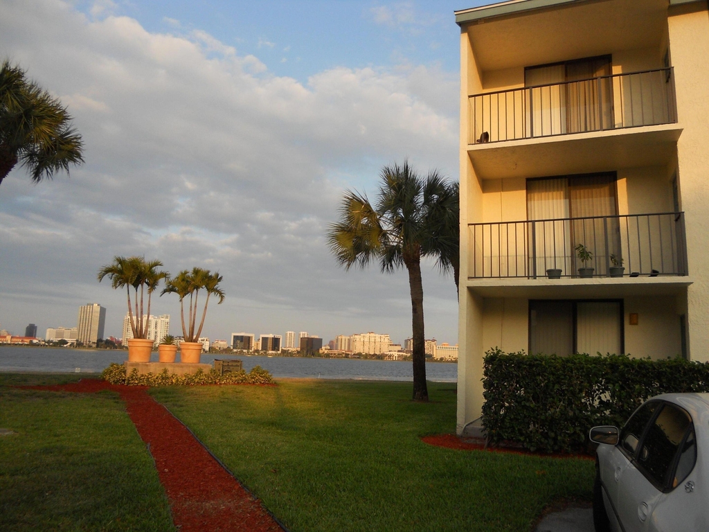 752 Executive Center Drive - Photo 1