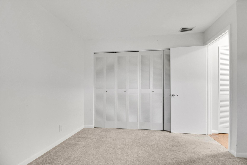 6890 Royal Palm Boulevard - Photo 20