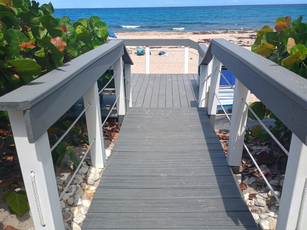 5520 N Ocean Boulevard - Photo 0