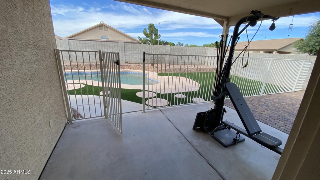 8022 W Salter Drive - Photo 22