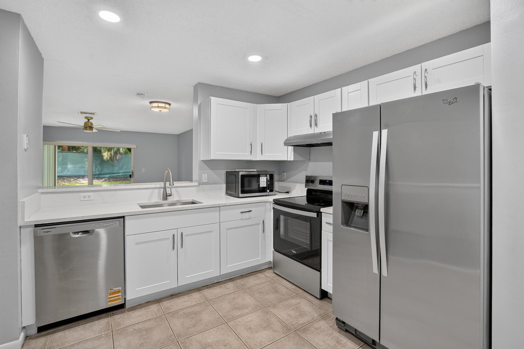 9766 Kamena Circle - Photo 10