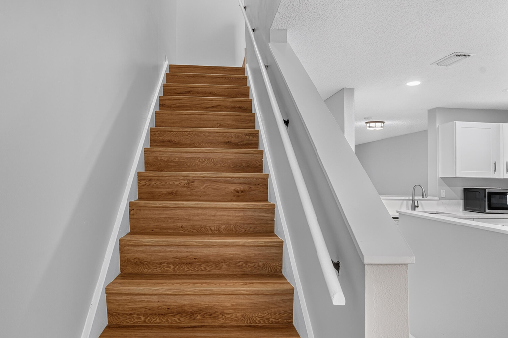 9766 Kamena Circle - Photo 17