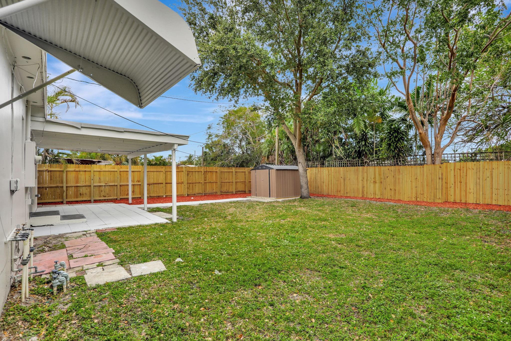 5500 N Andrews Avenue N - Photo 16