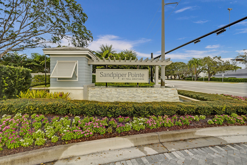 585 Sanderling Circle - Photo 3