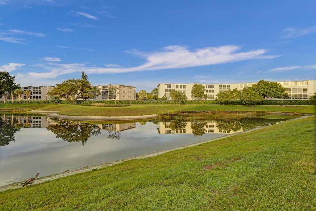 585 Sanderling Circle - Photo 49
