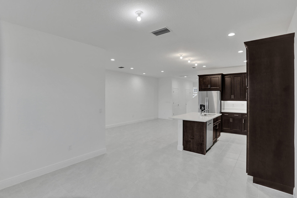 585 Sanderling Circle - Photo 5