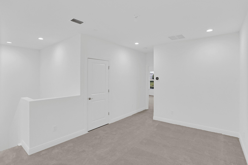 585 Sanderling Circle - Photo 32