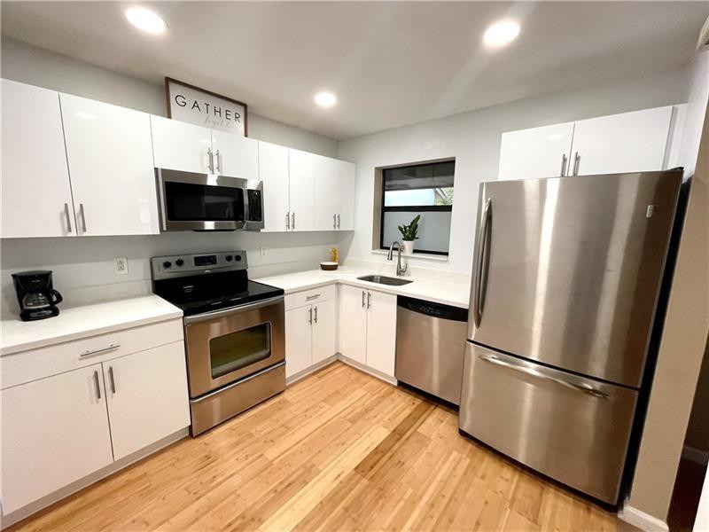 3561 Nw 35th Street - Photo 0
