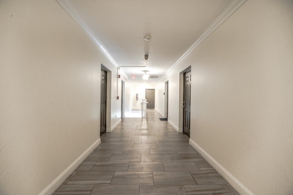 201 Sw 7th Street - Photo 25