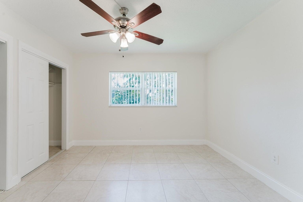 201 Sw 7th Street - Photo 12