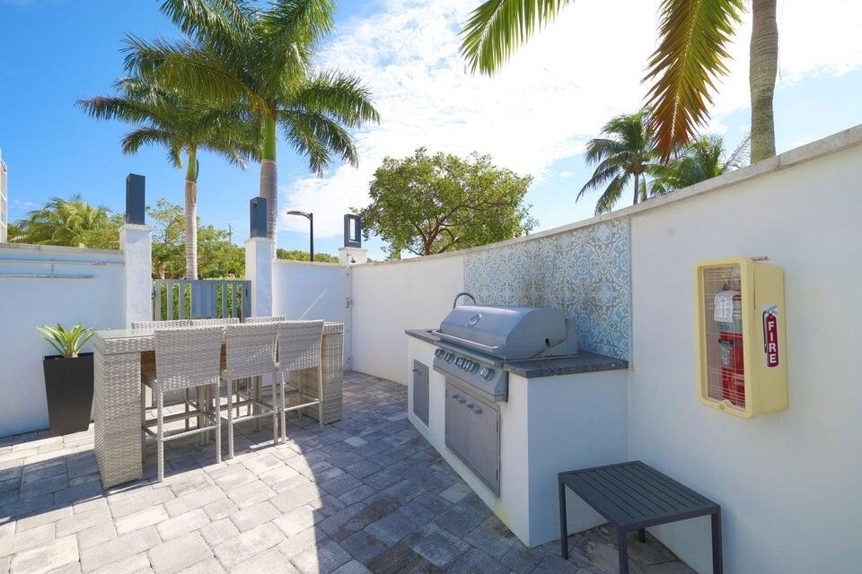 601 N Ocean Boulevard - Photo 26