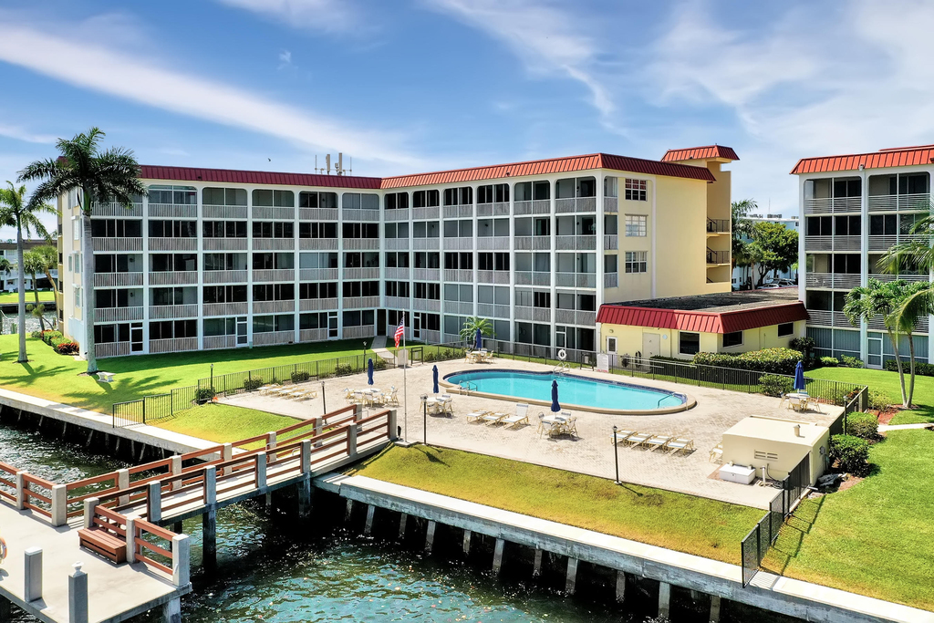 100 Paradise Harbour Boulevard - Photo 5