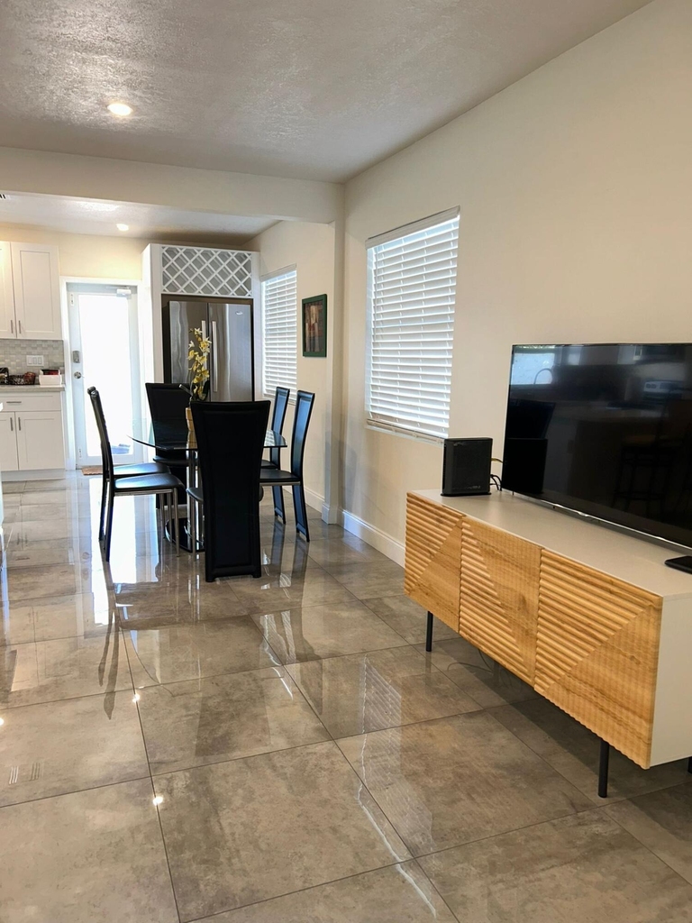 158 E 23rd Street - Photo 8