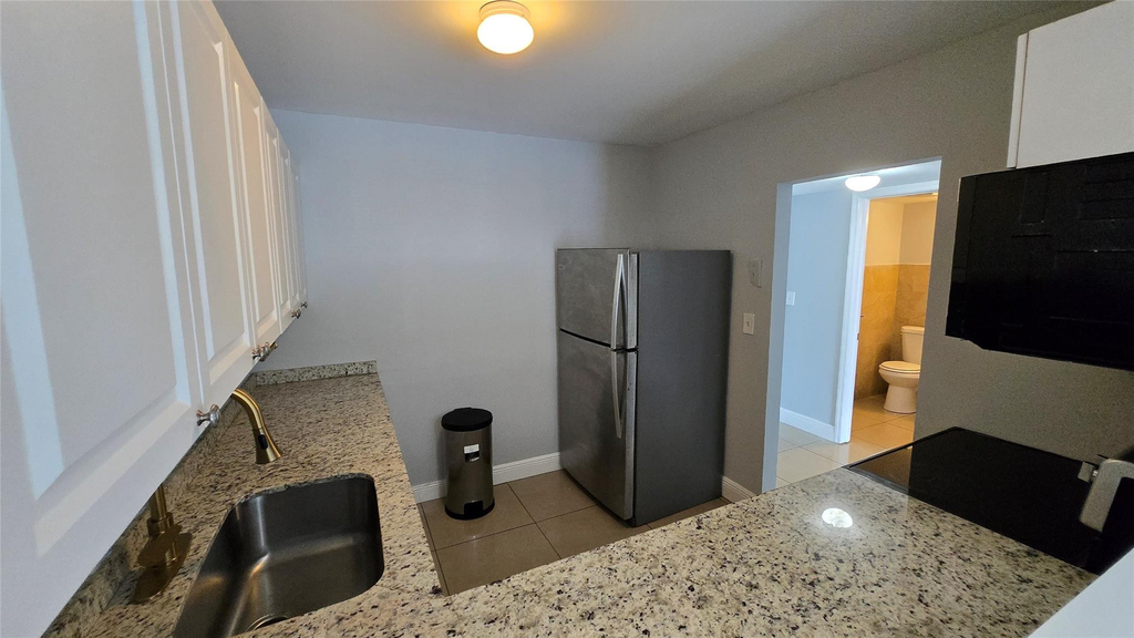 15201 Ne 6th Avenue - Photo 2