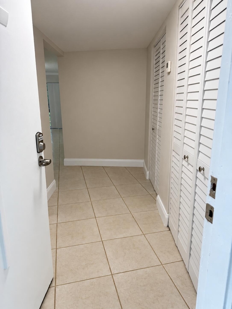 4255 N University Drive - Photo 9