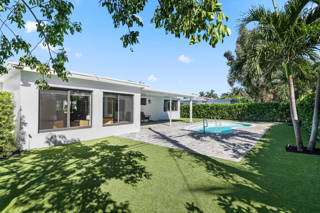 340 Ne 23rd Way - Photo 44