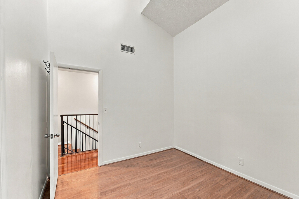 8690 Nw 40th Street - Photo 19