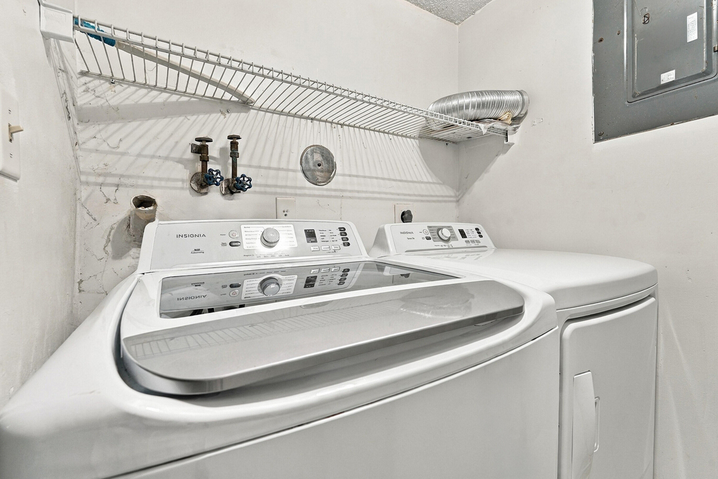 8690 Nw 40th Street - Photo 6