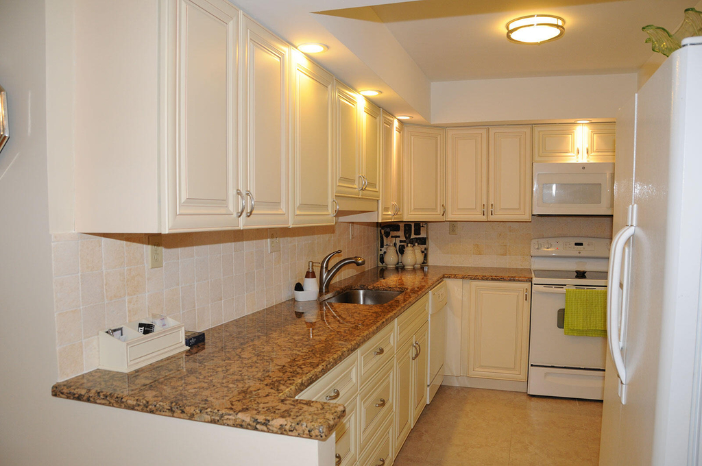 525 N Ocean Boulevard - Photo 2