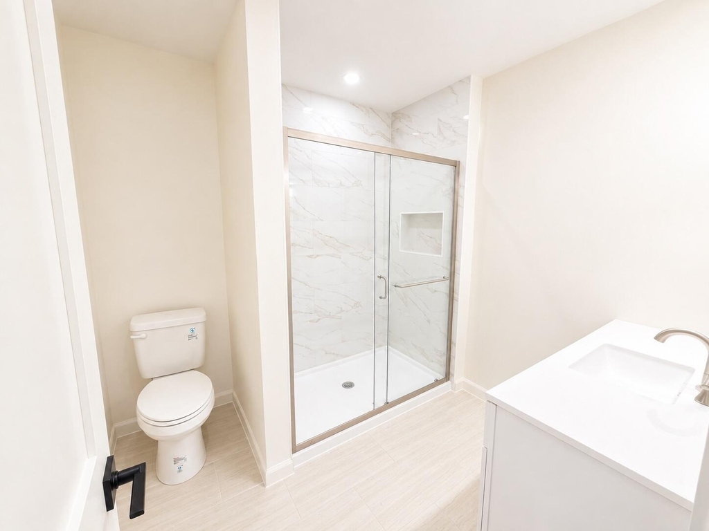 274 Se 9th Avenue - Photo 11