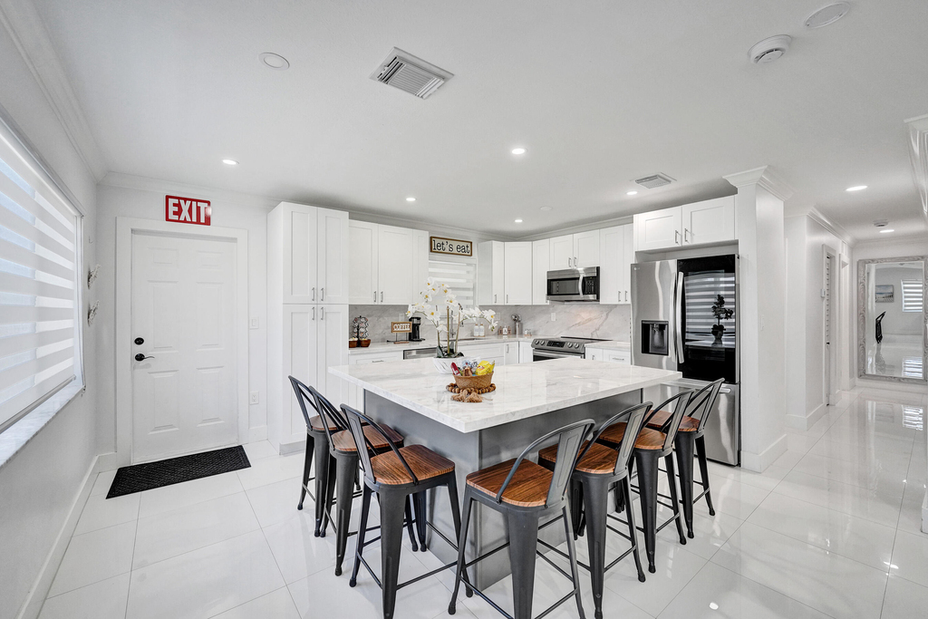 6740 Custer Street - Photo 4
