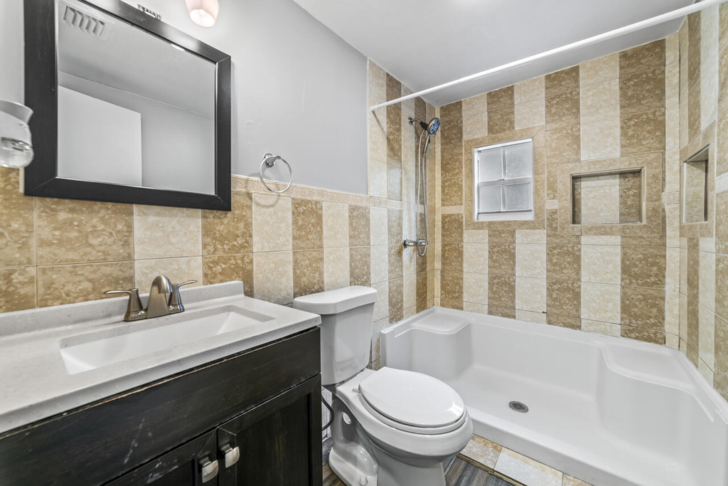 645 Ne 38th Street - Photo 6