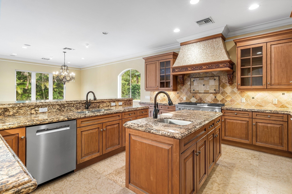 4255 Gleneagles Drive - Photo 16