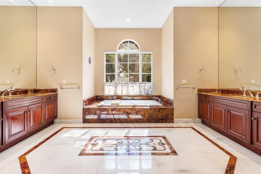 4255 Gleneagles Drive - Photo 23