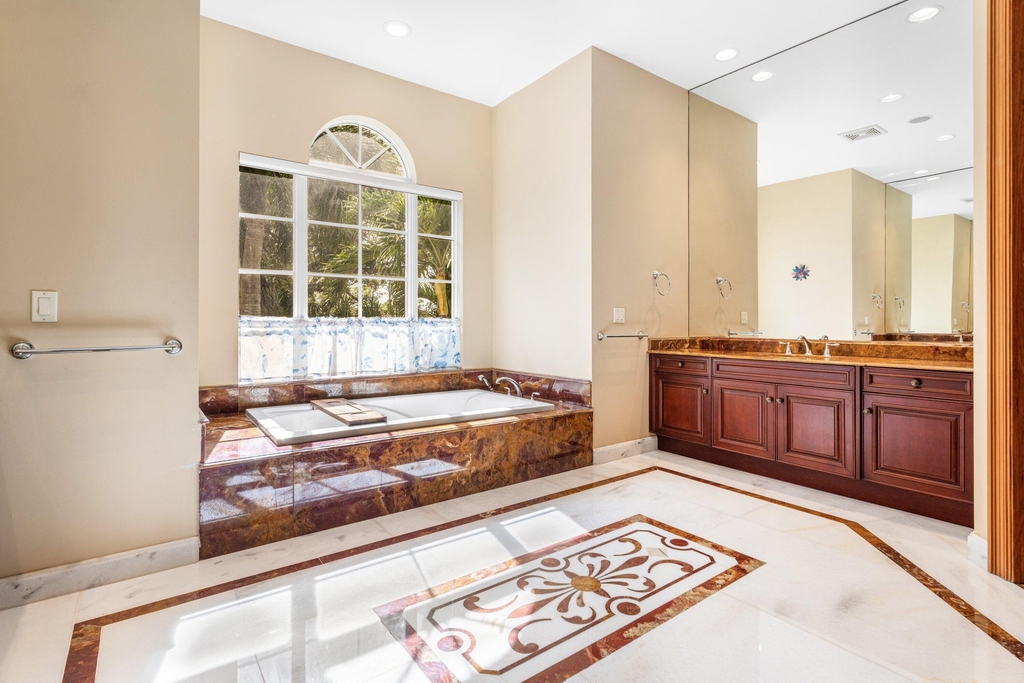 4255 Gleneagles Drive - Photo 24