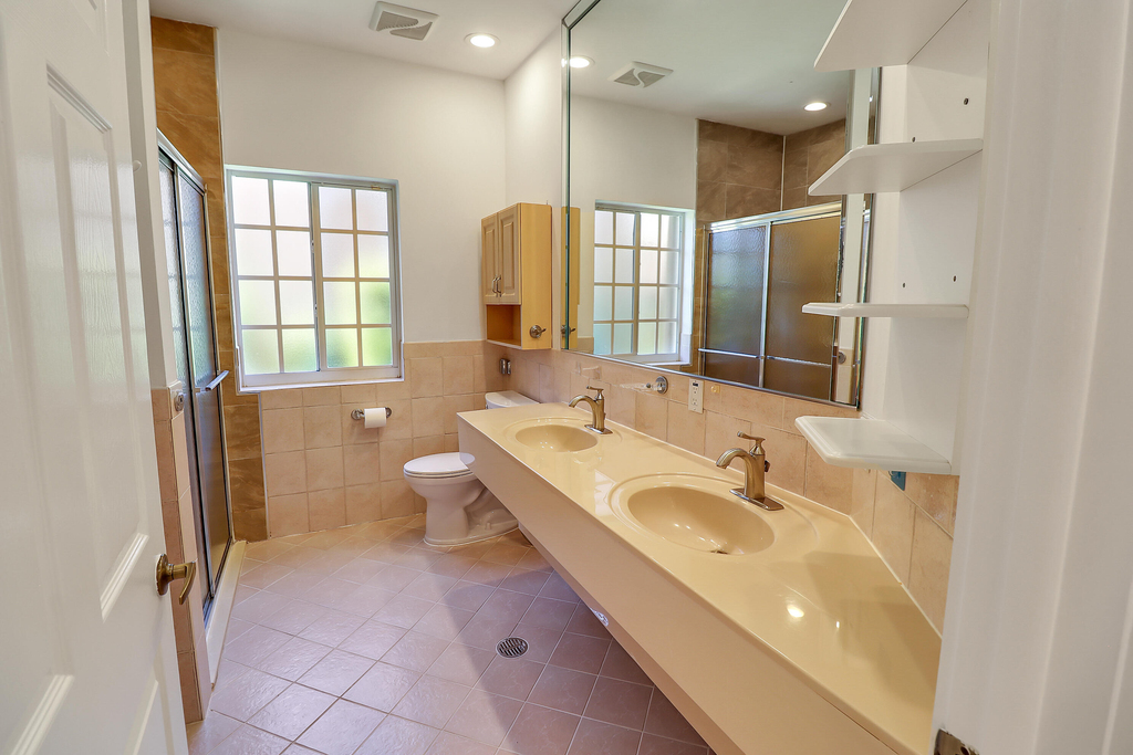 551 Nw 108th Avenue - Photo 29