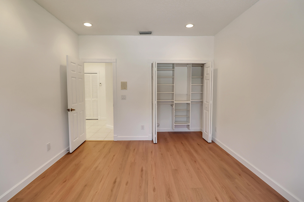 551 Nw 108th Avenue - Photo 28