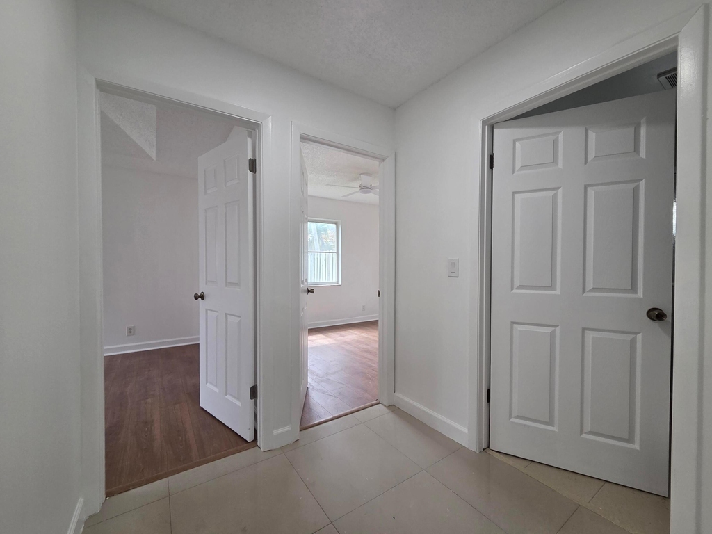 533 Nw 47th Avenue - Photo 10