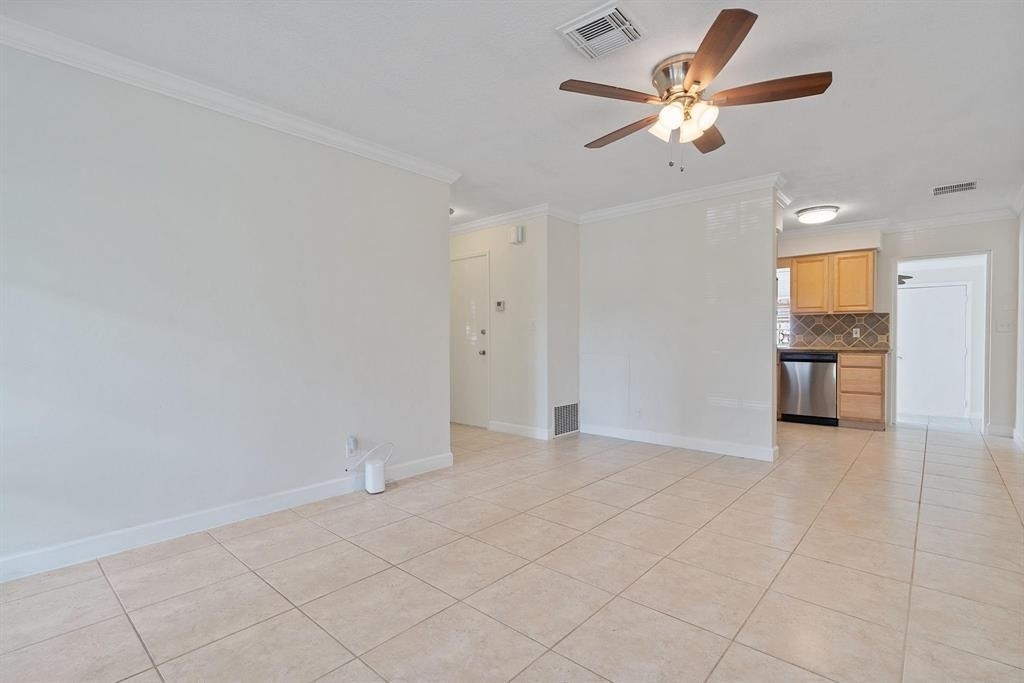 2317 Ne 33rd - Photo 12