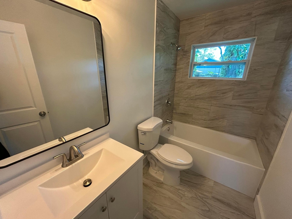 2147 Sibley Avenue - Photo 6