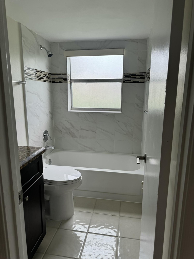 819 Twin Lakes Drive - Photo 16