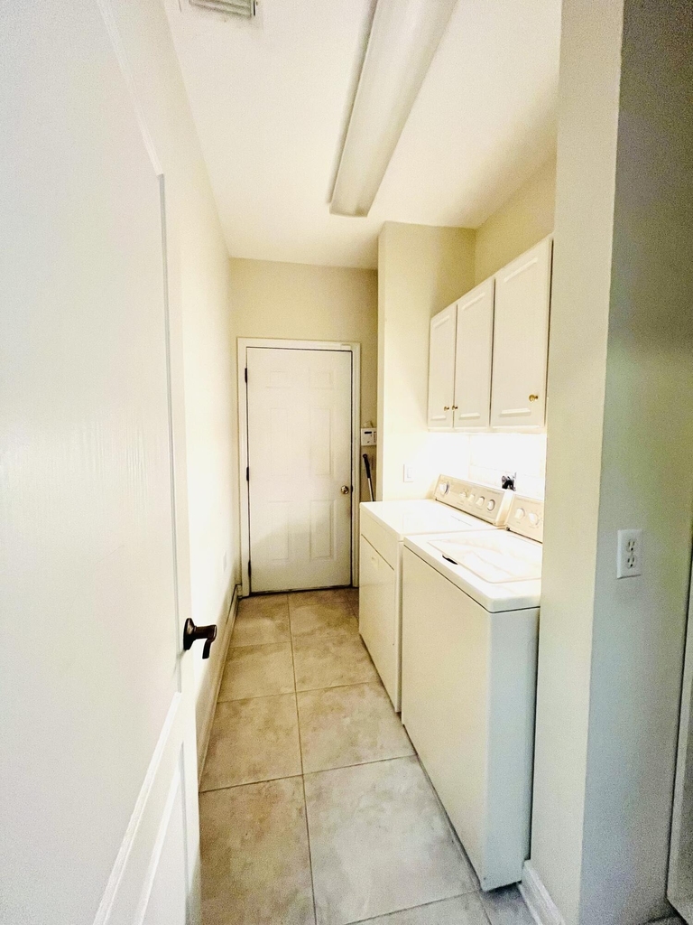 1641 Sw Harbour Isles Circle - Photo 16
