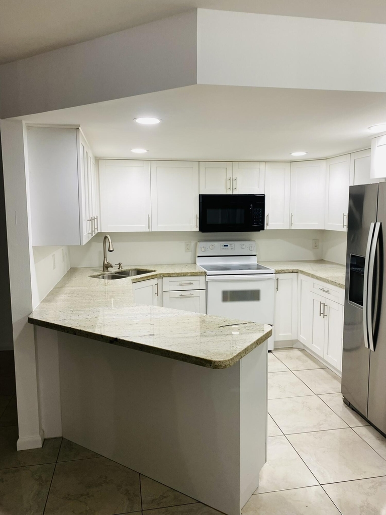 6520 Chasewood Drive - Photo 11