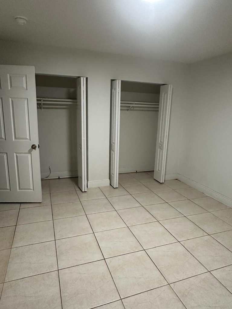 150 Se Duval Avenue - Photo 3