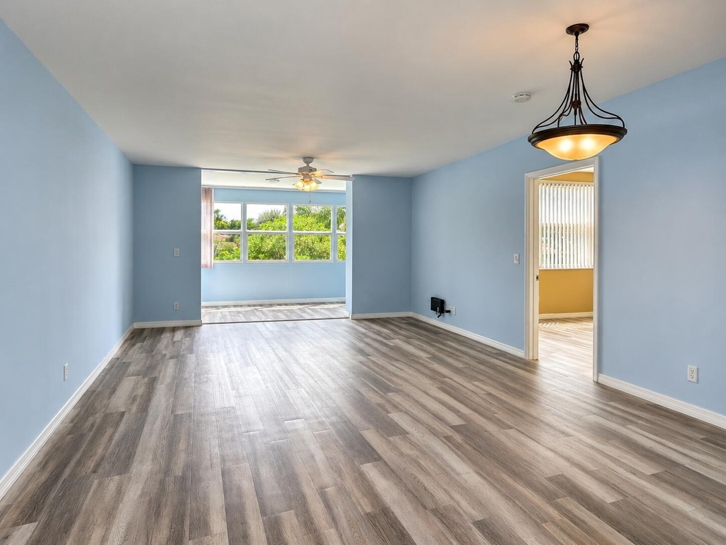 9 Willowbrook Lane - Photo 5