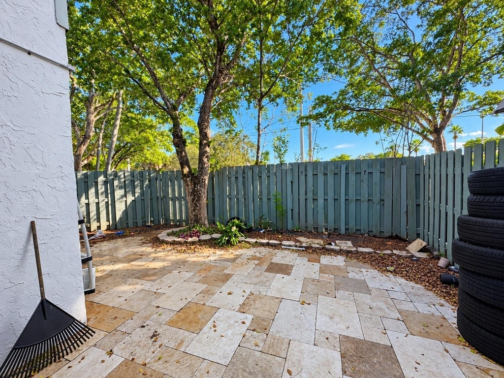 7385 W Sunrise Boulevard - Photo 12
