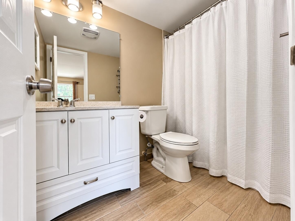 7385 W Sunrise Boulevard - Photo 7