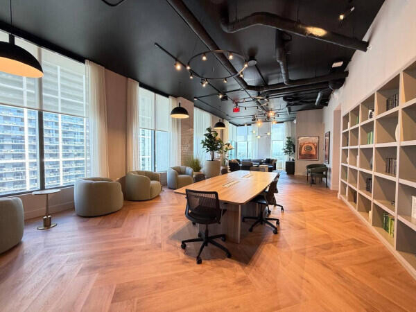 121 Ne 5th Street - Photo 1