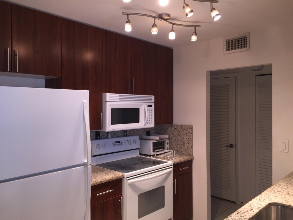 1009 N Ocean Boulevard - Photo 3