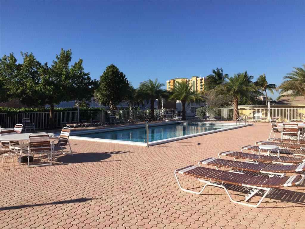 1009 N Ocean Boulevard - Photo 1