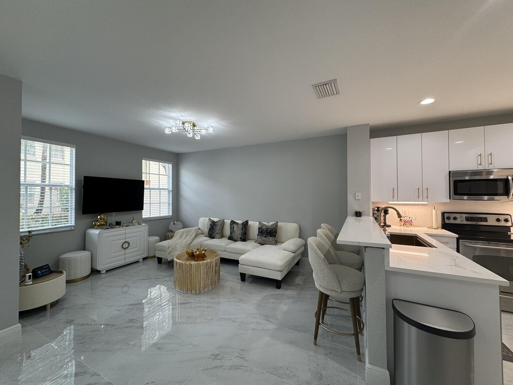 115 S Longport Circle - Photo 13