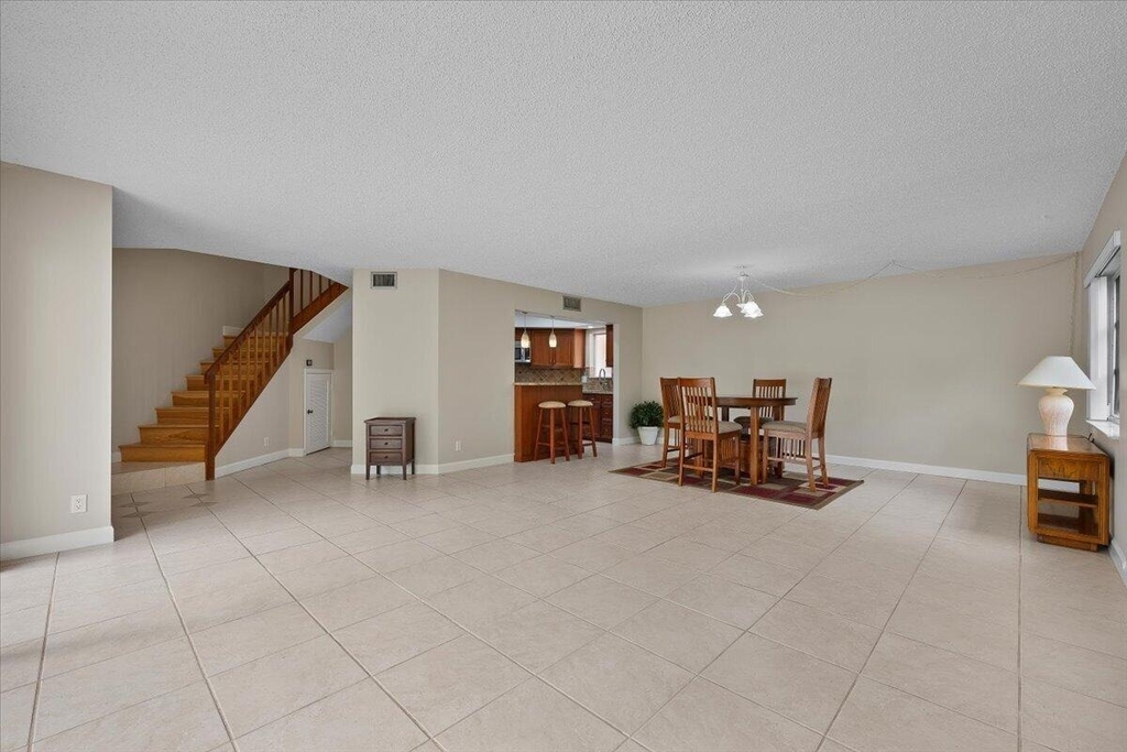 251 Seabreeze Circle - Photo 5