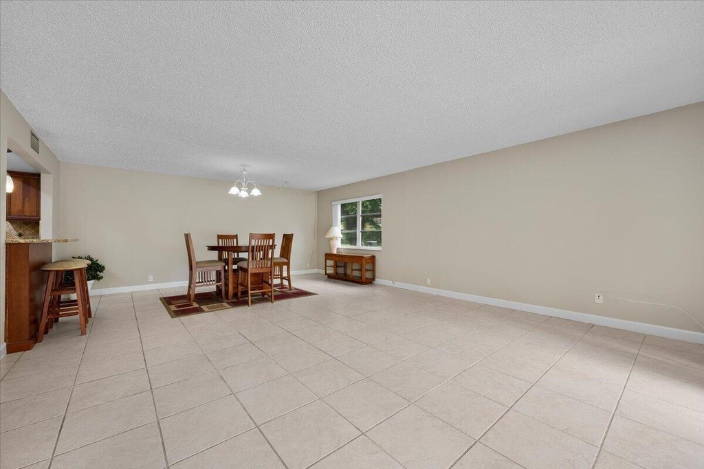 251 Seabreeze Circle - Photo 4