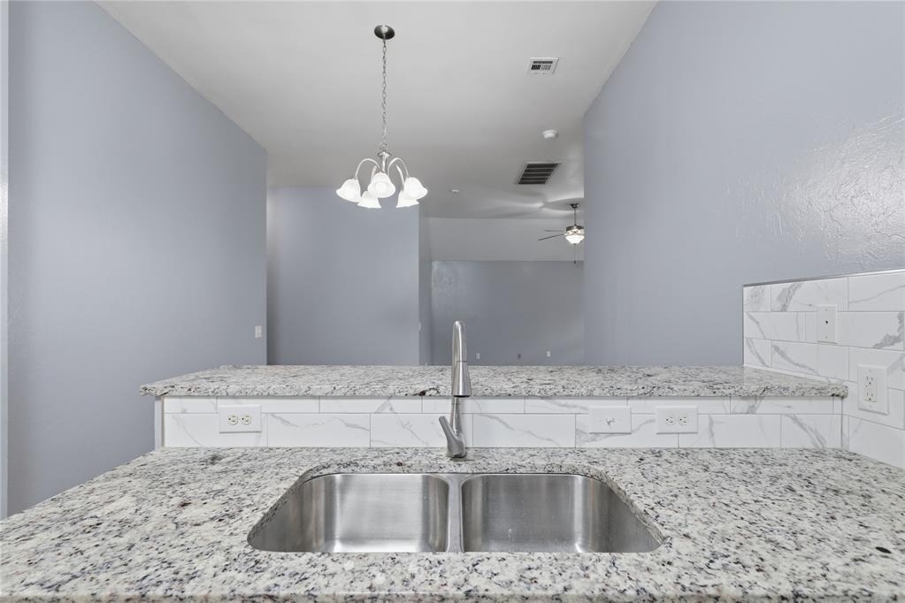 605 Inverleith Circle - Photo 12