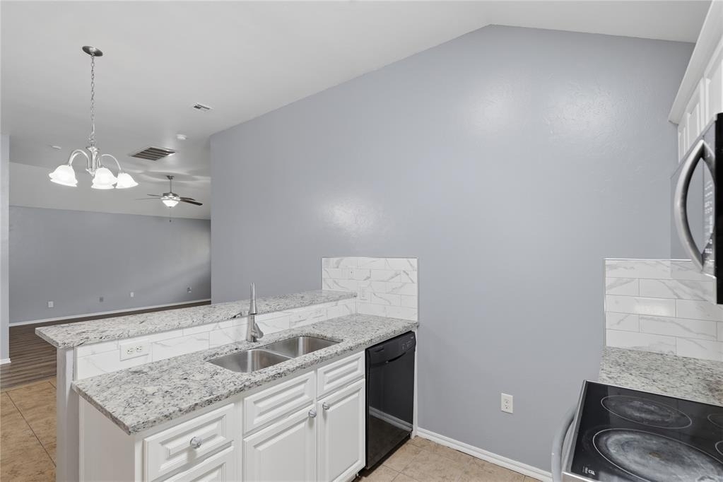 605 Inverleith Circle - Photo 11